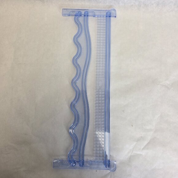 Creative Memories Custom Cutting System 12 inch Patterns Wavy Swell Straight - Picture 3 of 7